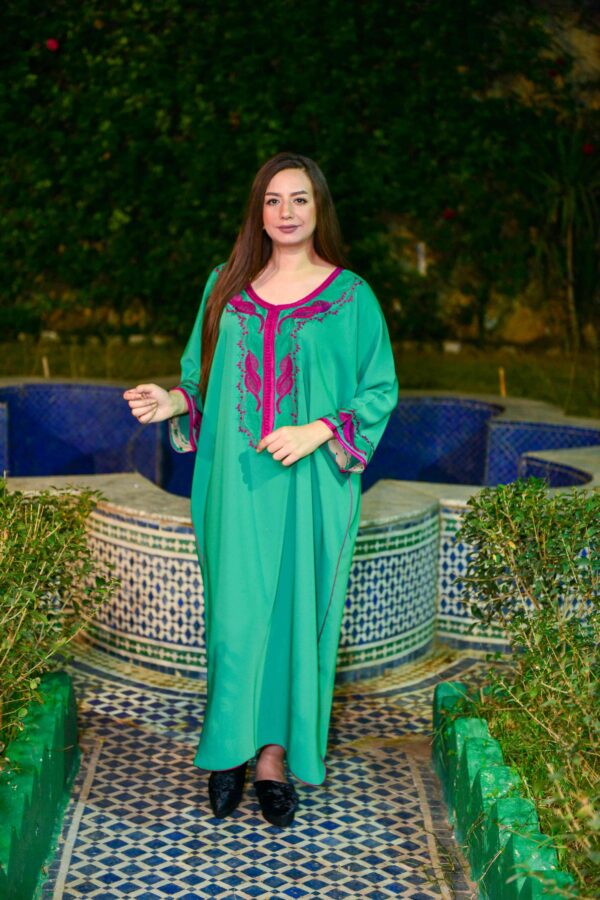 Gandoura femmes en tissu crêpe de soie vert